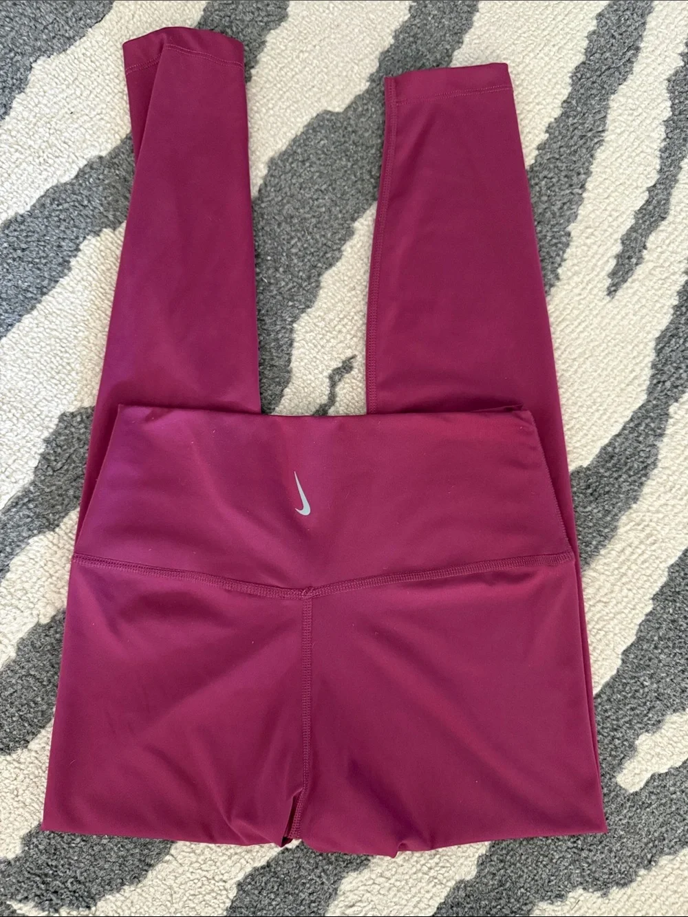 Nike Women's Burgundy High-Waist Leggings